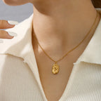 Floris Seal Necklace